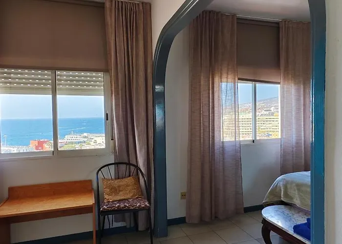Spacious Penthouse Palmeras Ocean View 300 M To The Апартаменти Адехе