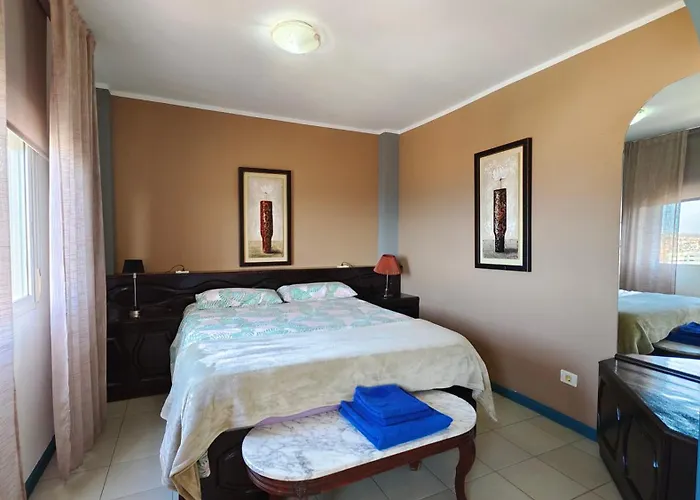 Spacious Penthouse Palmeras Ocean View 300 M To The *