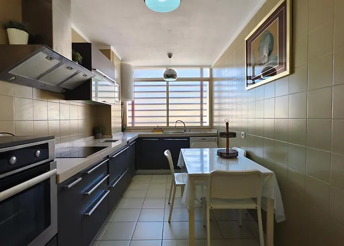 Spacious Penthouse Palmeras Ocean View 300 M To The * Costa Adeje (Tenerife)